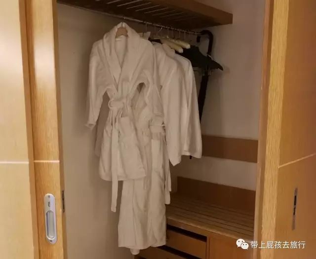 500不到全家住原佘山艾美，居然！周末元旦春节还是不加价