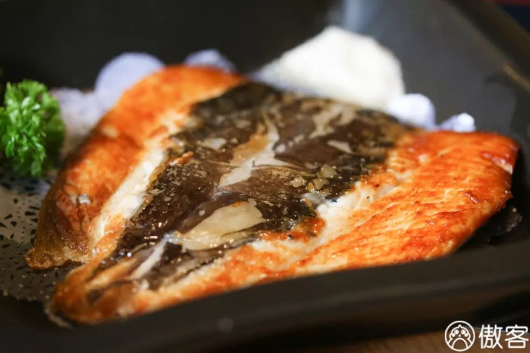 午休狂拍丨开了20年的台湾菜馆,搬迁3次,开到哪食客追到哪