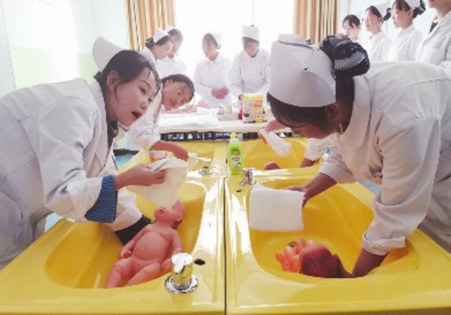 宁波建立政校行企合作机制,探索家政服务专业人才培养新模式