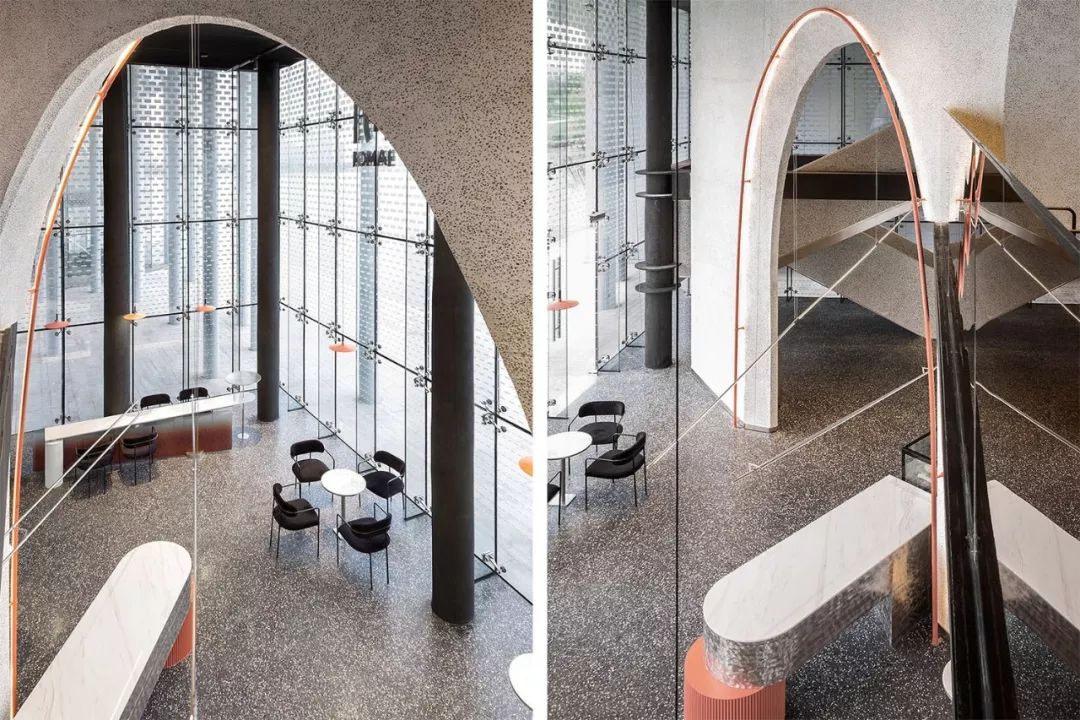 易烊千玺和王俊凯拍视频开盲盒,易烊千玺和王俊凯拆盲盒