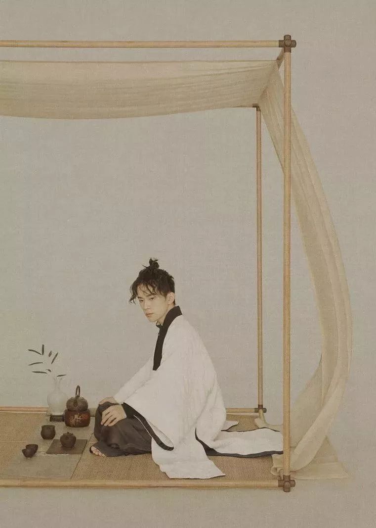 爱王俊凯易烊千玺王源,为什么大家都喜欢易烊千玺