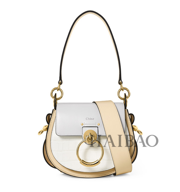 DFS推出2019年“送上欢乐”节日活动,90多个品牌推出一系列节日专享商品和个性化服务