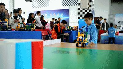 当传统文化遇上现代科技的素材,当传统文化遇上科技