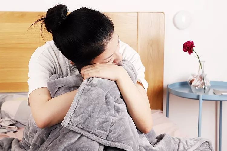 安睡魔毯!失眠的人盖它都睡着了,太神奇了