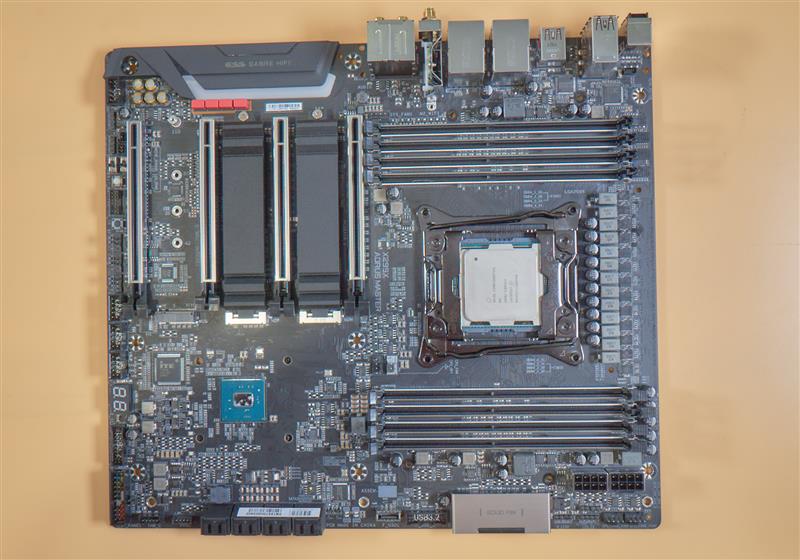 技嘉x299xaorusmaster开箱,技嘉AORUS主板怎么样