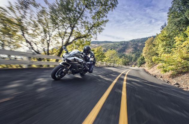 最新川崎zx10r评测,川崎zx-10r2021款摩旅