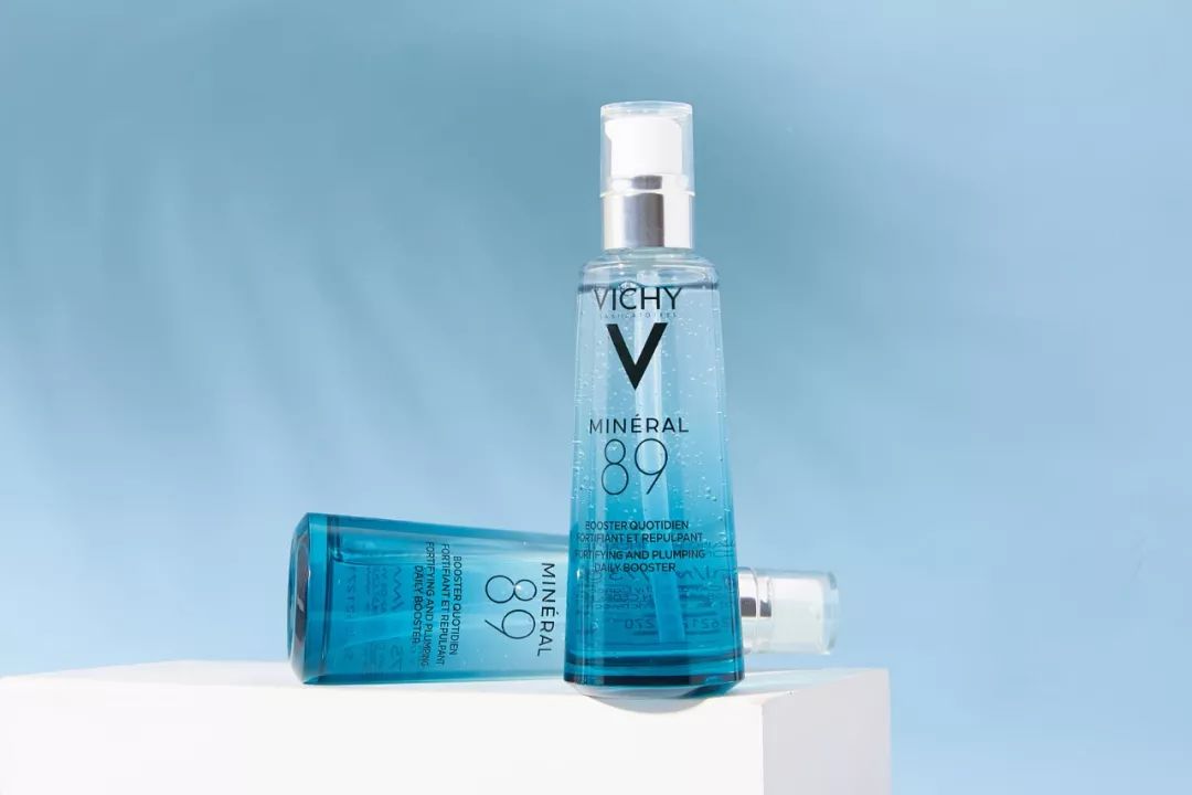 早晚都可以用的保湿精华,清爽保湿的同时也不油腻的精华