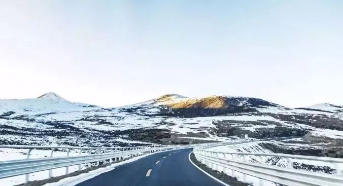 冬天的稻城亚丁,冬天的四川稻城亚丁旅游攻略