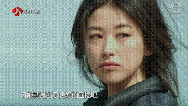 连续8年蝉联全球最美100人，35岁性感*物尤**凭美胸翻红，网友：我就是馋她身子