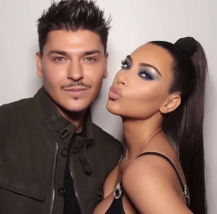 新手画jennie同款眼妆,怎么画jennie同款猫系眼线