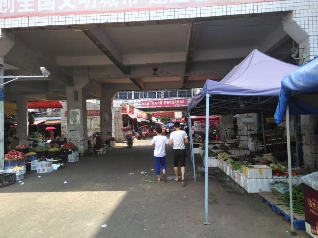 益阳桥北批发市场装修后开业吗,益阳桥北批发市场店铺租金