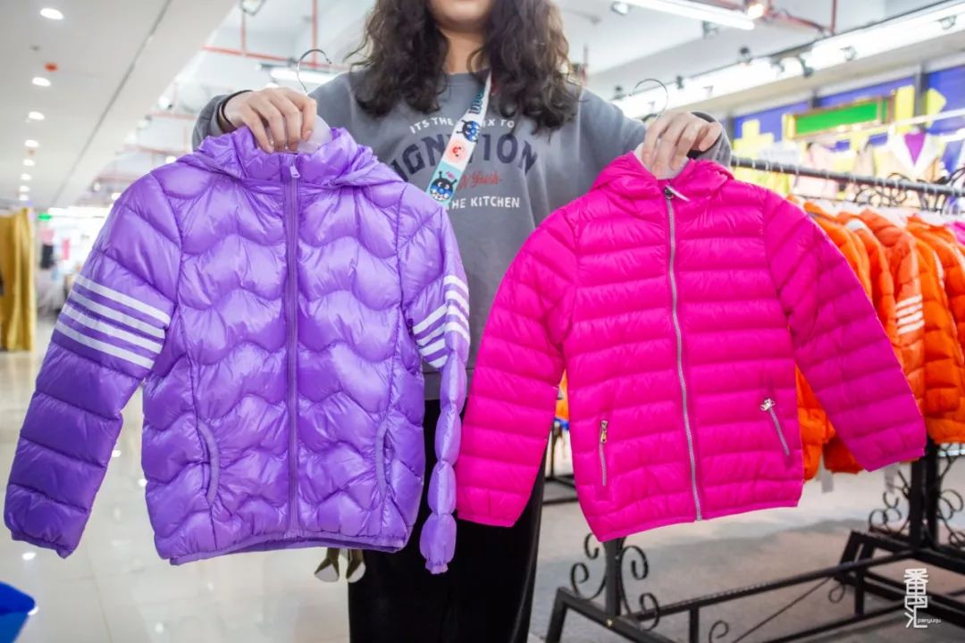 南村工厂特卖店,广州番禺南村特卖场服装