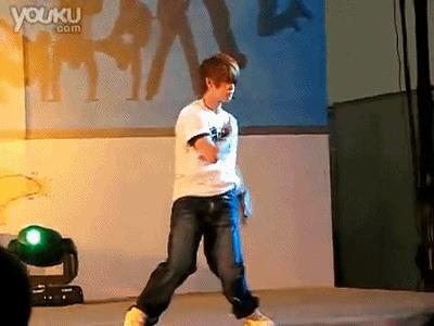 任嘉伦三个大神,任嘉伦的那些神仙操作