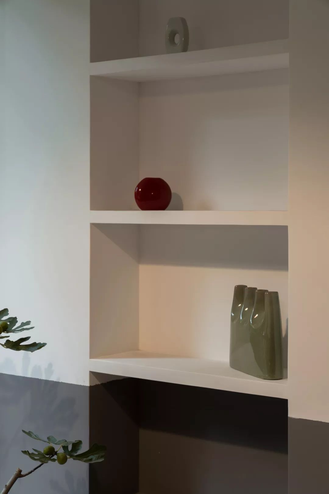 她家院子比房子还大，足足有80m²，在城里也能过得像李子柒