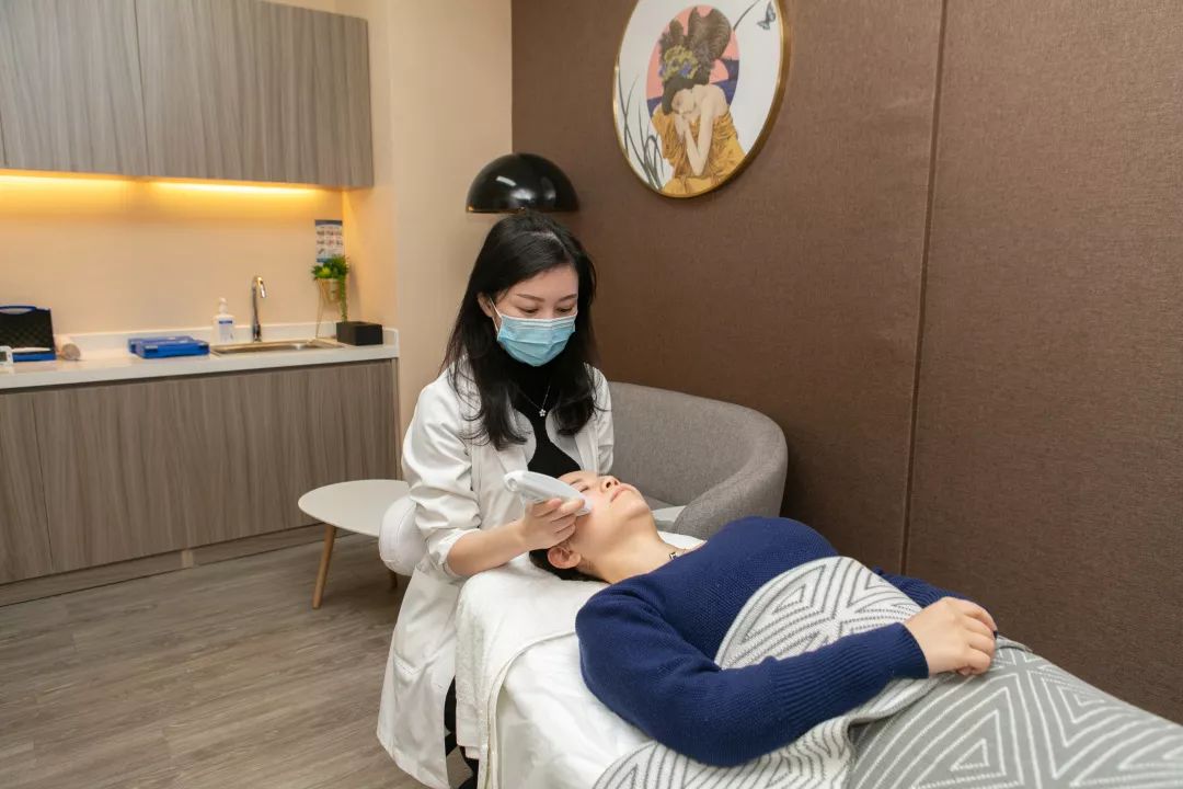 抗老三部曲紧致少女肌,抗老做好这五步hold住童颜少女肌