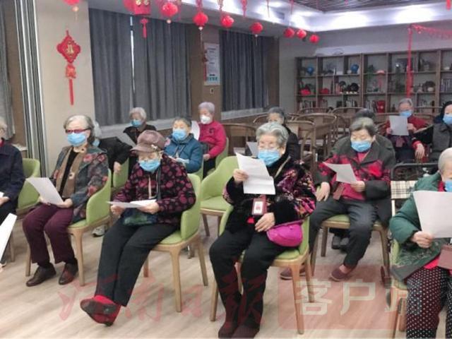 抗击疫情万科物业在行动,共抗疫情慰问人民日报