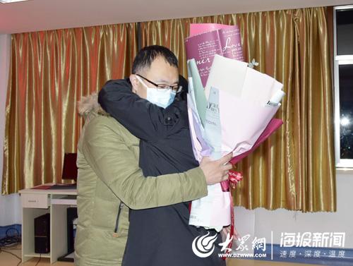 你战“疫”我守家丨前方队员王澄强的妻子陈丹丹：这是你的工作，我支持你，等你归来