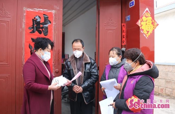 战疫路上有一种担当叫巾帼文明岗,巾帼不让须眉战役一线勇作为