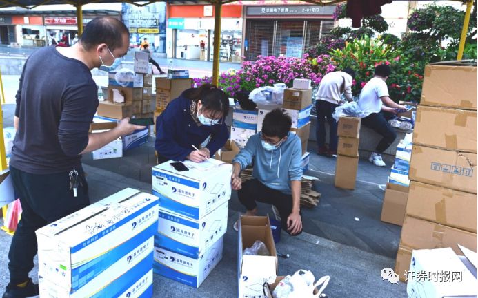 速度著称的深圳,复工速度如何?实探中国电子第一街:能忙的已经忙起来了