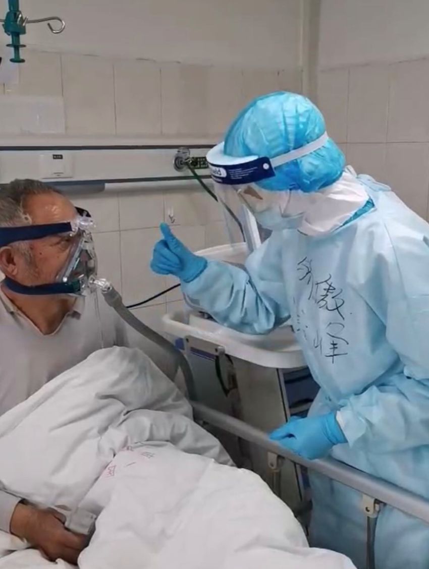 不是护士不是医生能在医院工作吗,不是护士也不是医生