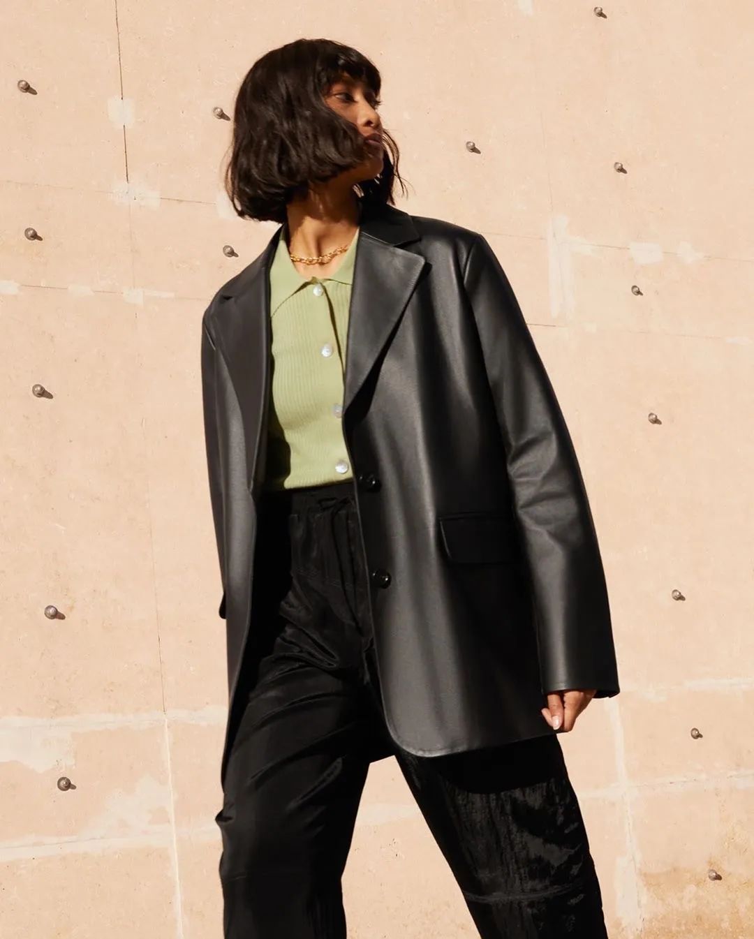 今年最值得买的三件衣服,质量很好的过时款衣服值得买吗