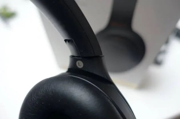 索尼耳机wh-1000xm3与4对比,索尼WH-1000XM3耳机评测