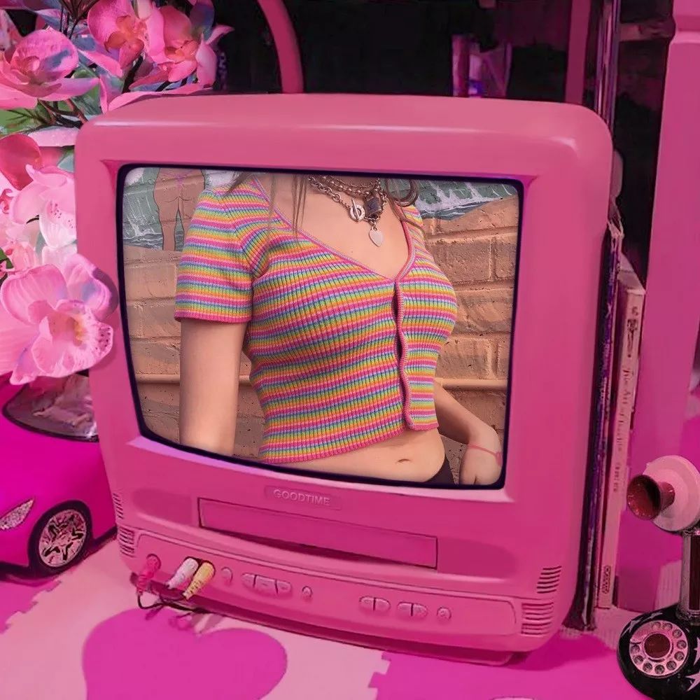 欧阳娜娜很喜欢的卫衣牌子,欧阳娜娜穿四件外套