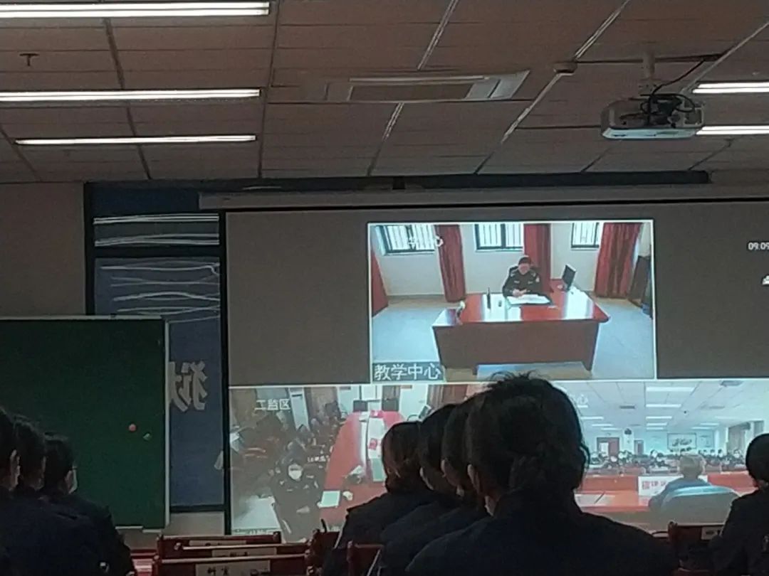 战疫里的力量,战疫前线他们用身躯筑牢防控防线