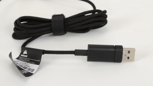 海盗船sabrergbpro游戏鼠标体验,海盗船rgb鼠标好用吗