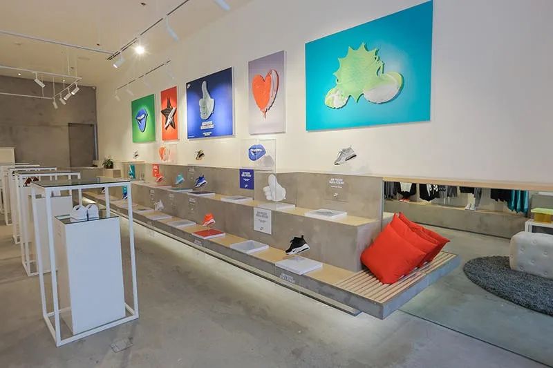 泡菲律宾火辣女孩、上身菲律宾牌子RHUDE是每一个潮人的幻想吧？