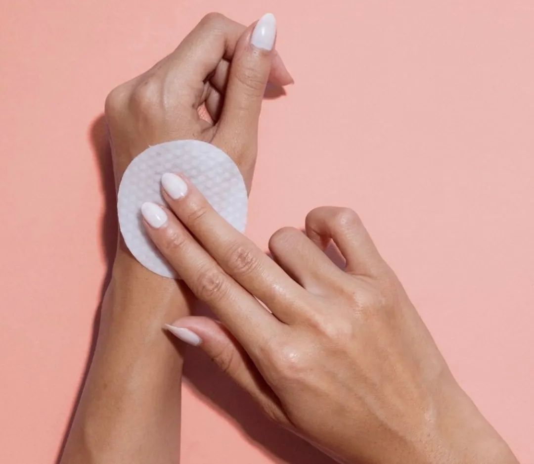 戴口罩脸上长闭口粉刺怎么办,戴口罩鼻子起痘长闭口