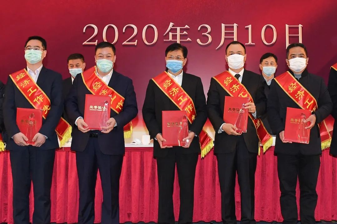 江苏省政府发布一批人事任免；再放大招！南京将发放3.18亿元消费券丨苏商这一周