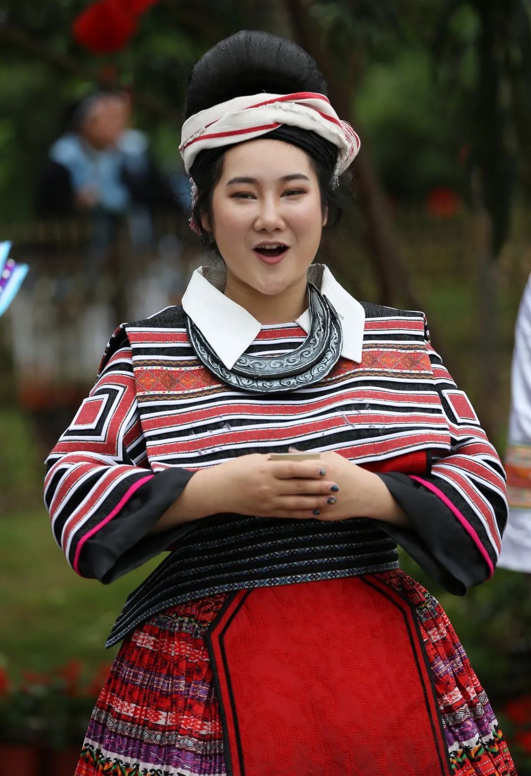 三月三穿什么民族的裙子,三月三民族服怎么穿