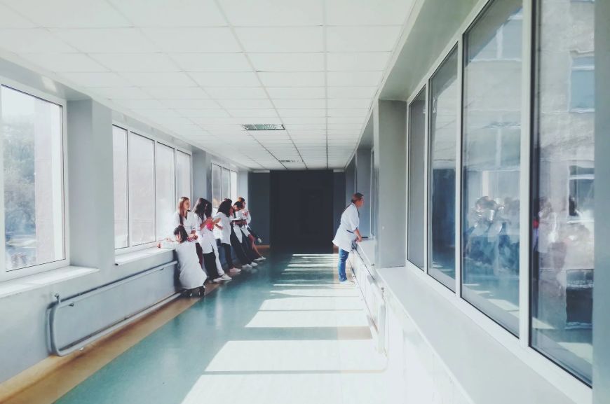 外国留学生救助,留学生在外遇到紧急情况如何处理