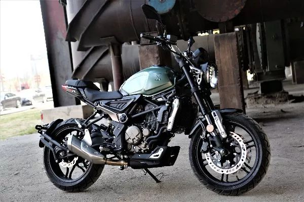 春回大地,换车正当时!盘点5款精品小排量国产复古车