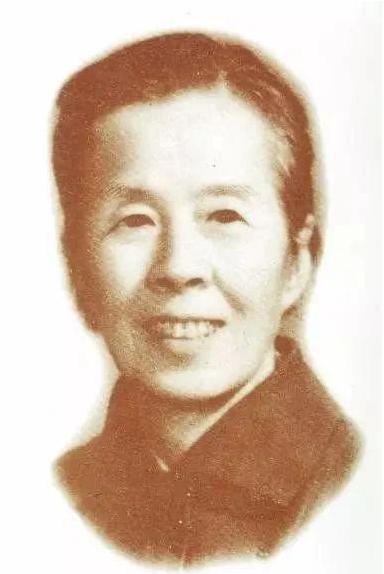 中国十位被尊为先生的女性,中国被尊称为先生的十位女性