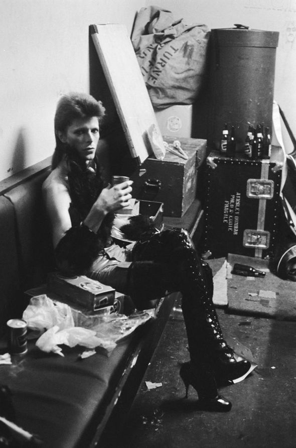 春日速递|别成天拖着笨重的行李箱到处跑了，各品牌的旅行包实用、好凹造型