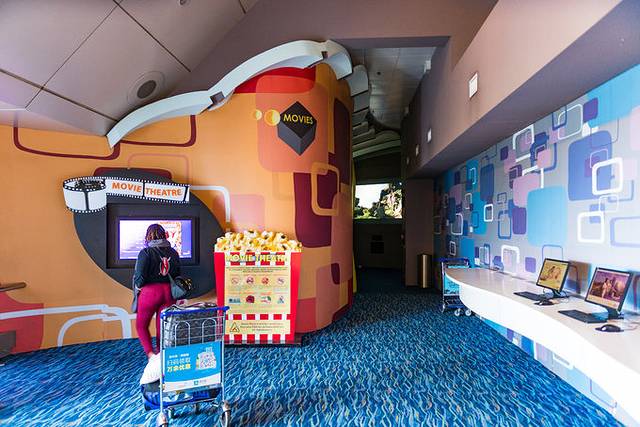 小狮妹骑摩托车,小狮妹最新视频