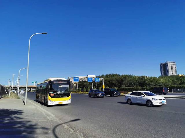 南北疆深度环线8日游,南北疆30天旅游攻略