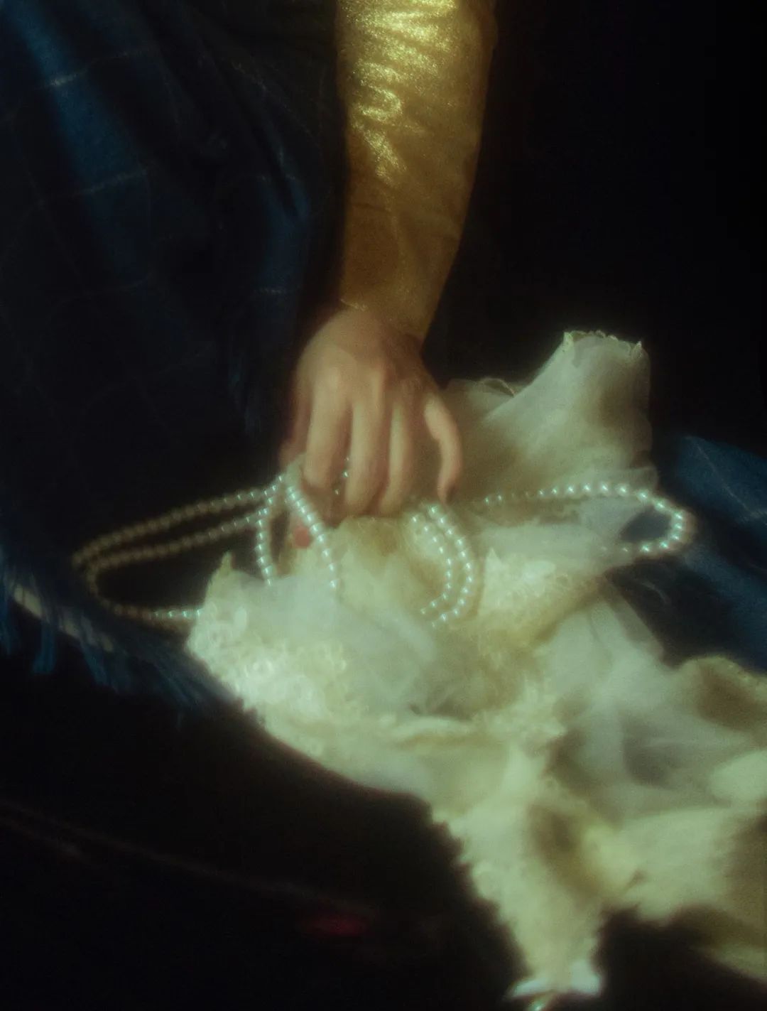 摄影师拍摄小道具,摄影师拍摄道具视频