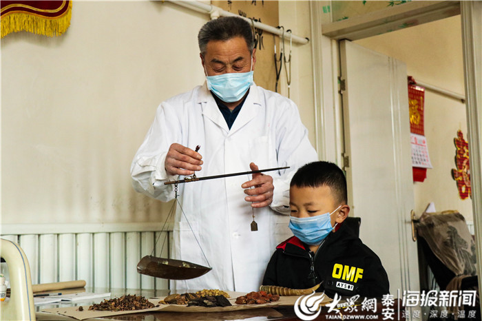 宁阳许氏烧烫伤膏贴传人许兴振：百年相传匠心守望