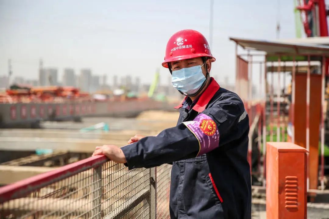 奥体热搜Top8，安安一次全回答～