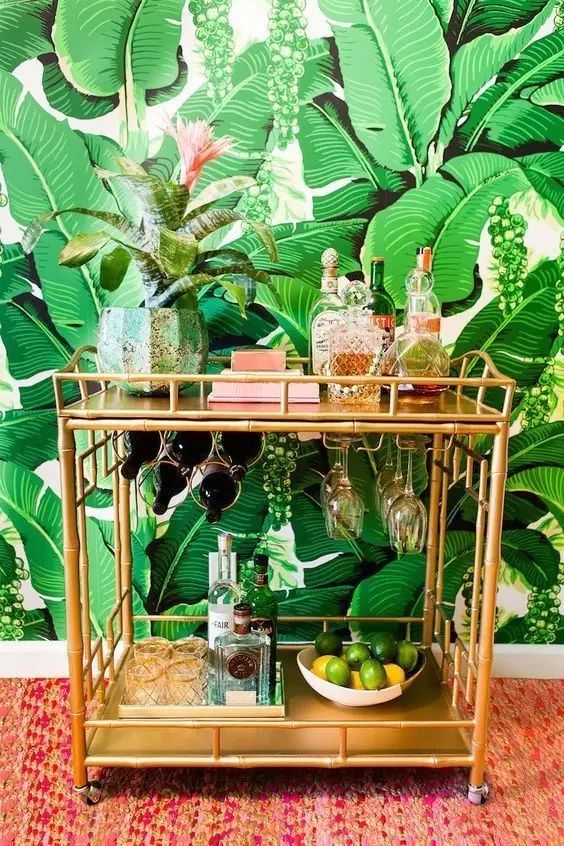 儿童卧室简单墙画手绘,留一面水泥墙