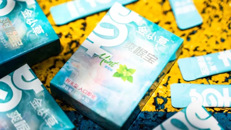 梧桐毛毛和杨絮,梧桐毛絮满天飞找谁