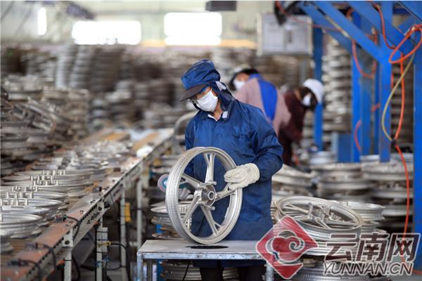 曲靖gdp增量超昆明,曲靖市2022年gdp在全国排名预测