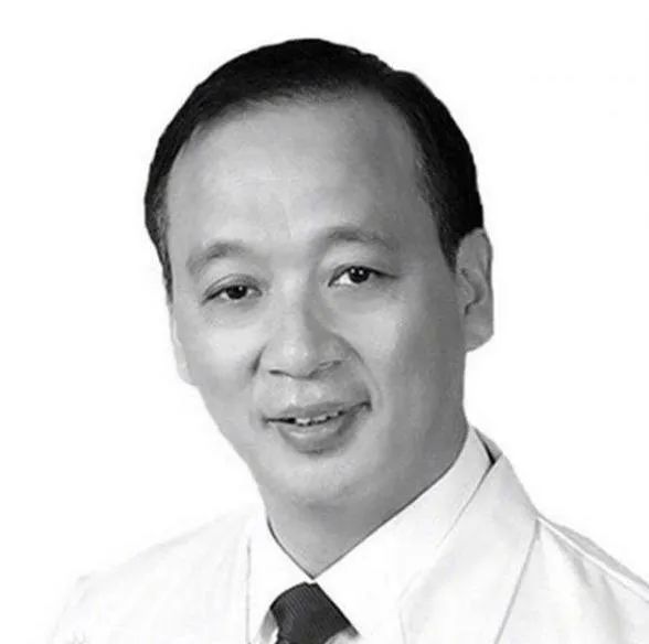 鏍″洯骞挎挱涓滄柟鍗,鏍″洯骞挎挱鑻辫鎾姤