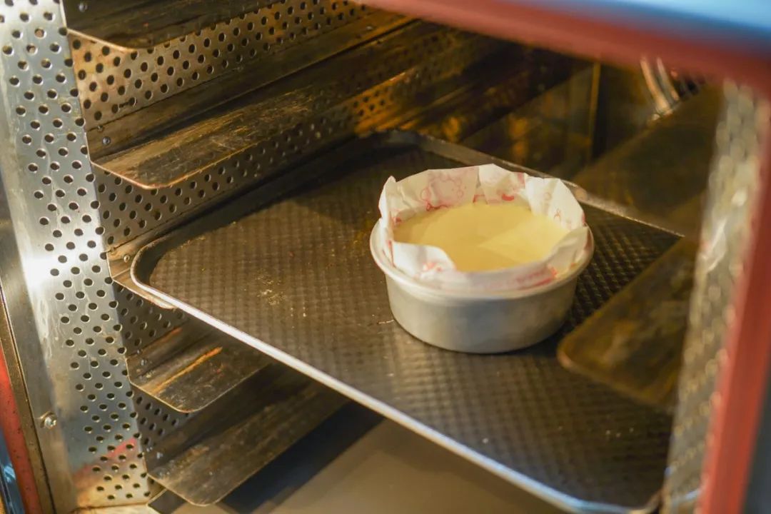 电饭锅芝士蛋糕最简单的做法,教你做现在超火的芝士蛋糕