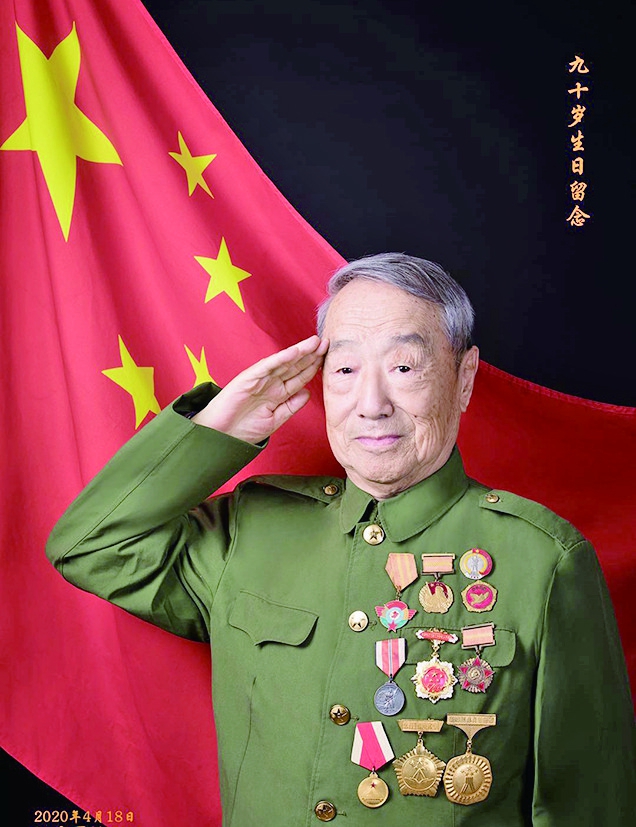 李秀文60岁照片,李秀文60岁近照