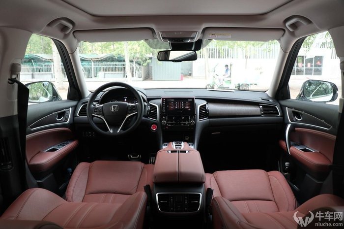 本田冠道空间,本田冠道和长安uni-k后排空间
