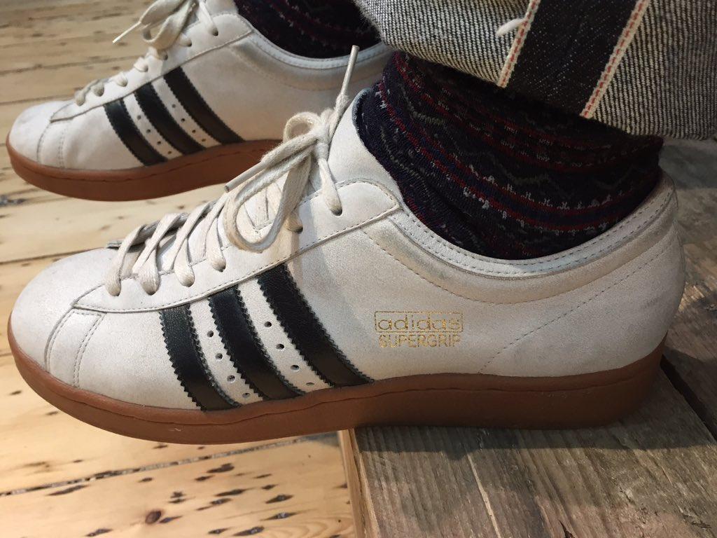 高仿容易被一般人看出真假吗,300多的高仿能看出来假吗